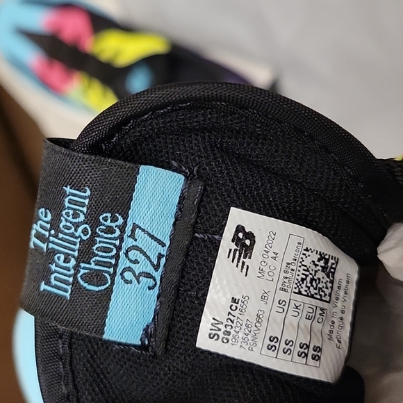 NEW BALANCE THE INTELLIGENT CHOICE 327 SNEAKERS 👟  SIZE 9 2/16 appro 9 1/2 - Picture 13 of 16